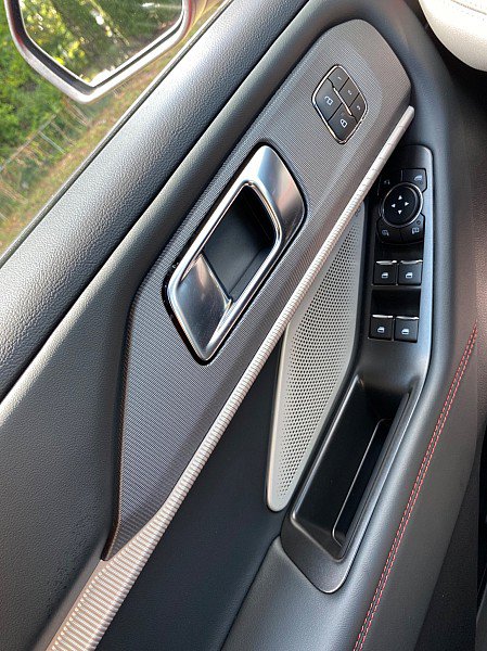 Certified 2025 Ford Explorer ST w/ Sun And Sound Package image 55