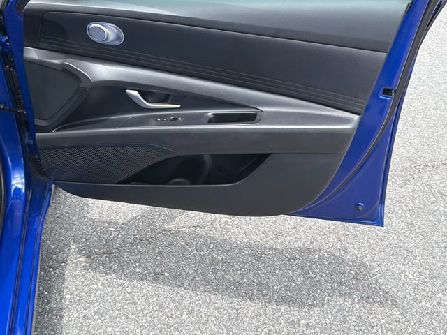 Used 2024 Hyundai Elantra SEL FWD image 14