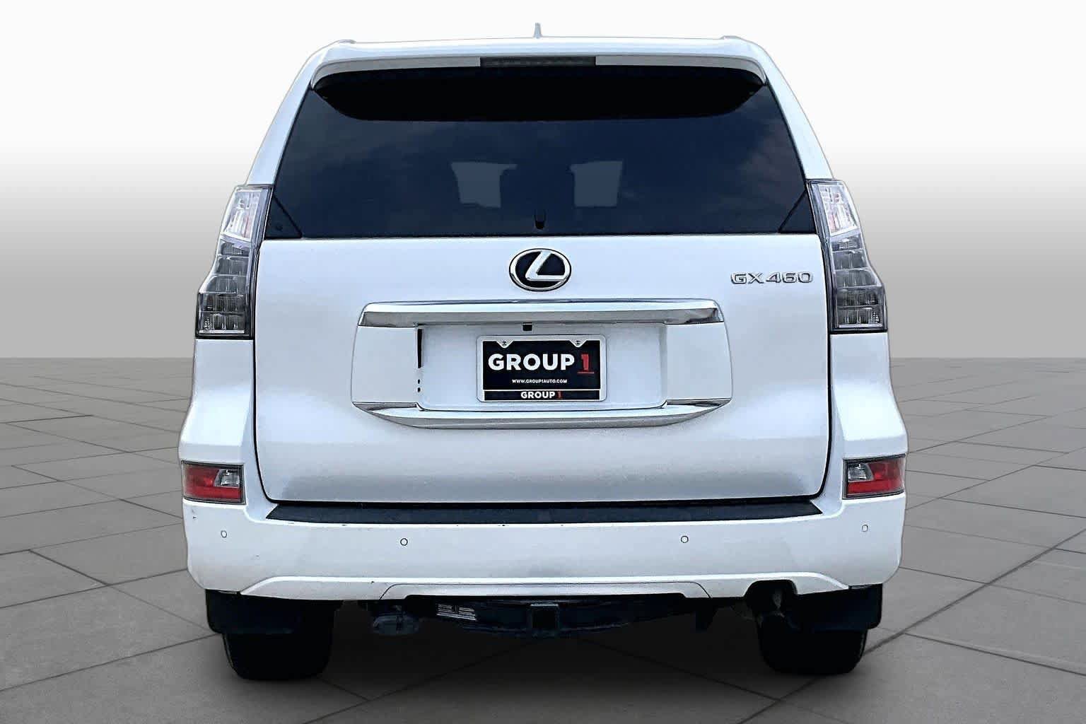 Used 2021 Lexus GX 460 Luxury w/ Accessory Package AWD/4WD image 5
