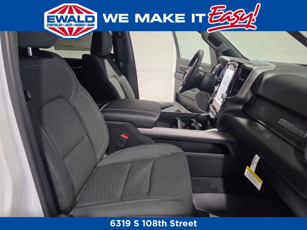 New 2026 RAM 1500 4x4 Crew Cab image 11