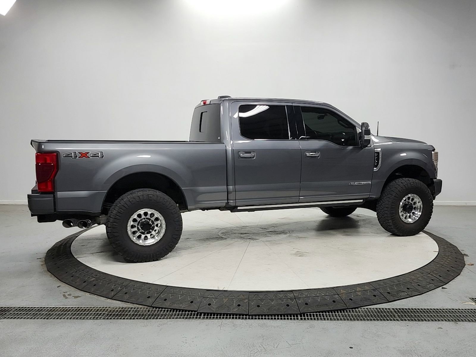 Used 2021 Ford F250 Platinum AWD/4WD image 7
