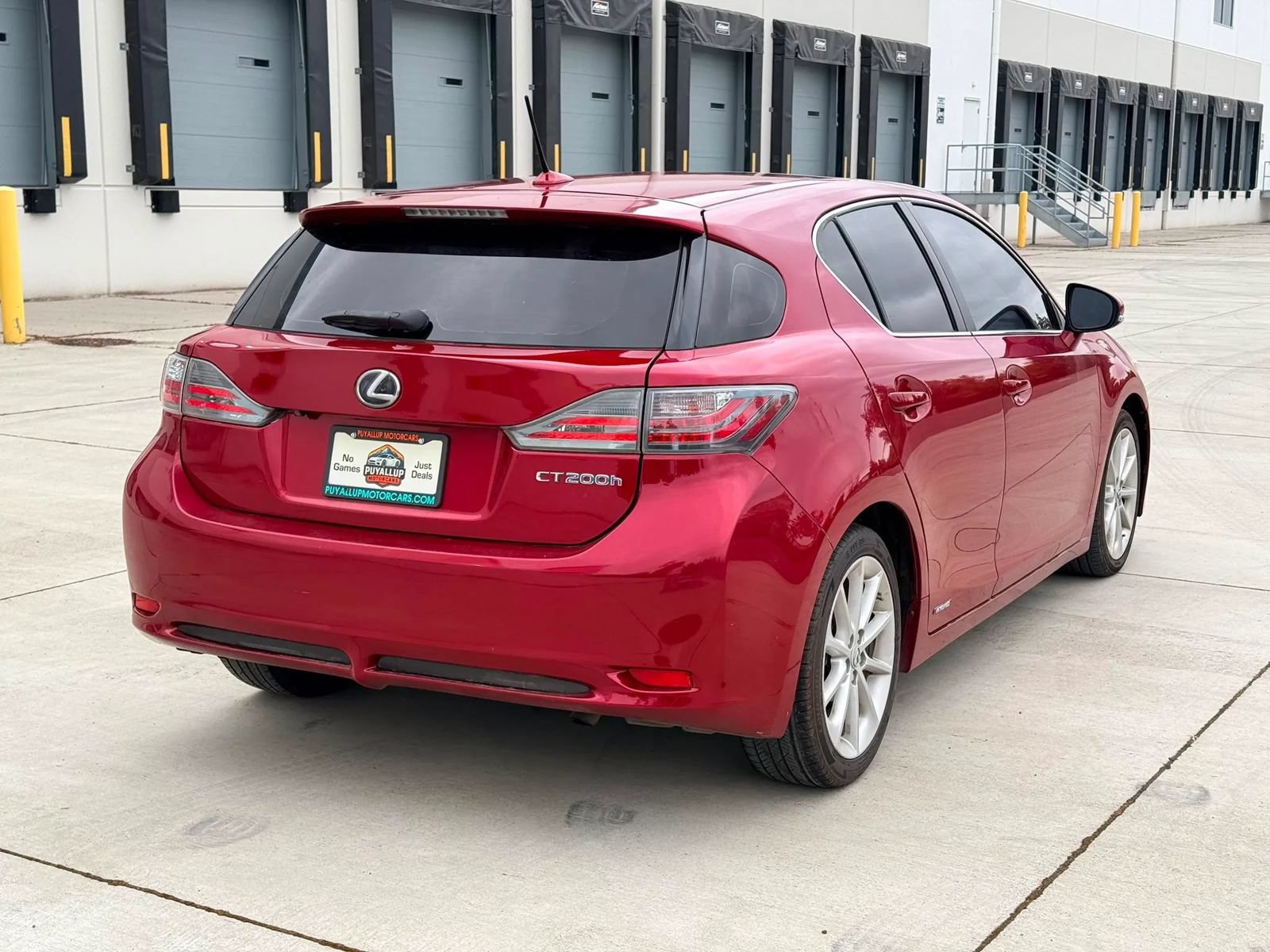 Used 2013 Lexus CT 200h w/ Premium Pkg w/Backup Camera FWD image 5