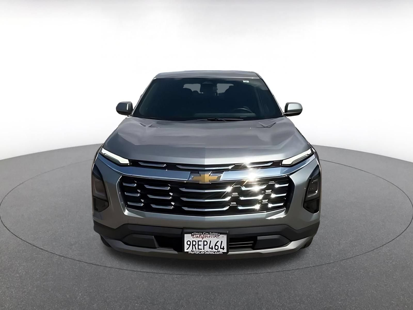 Used 2025 Chevrolet Equinox LT FWD image 4