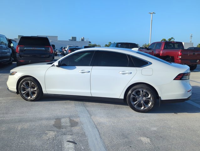 Used 2023 Honda Accord EX image 2