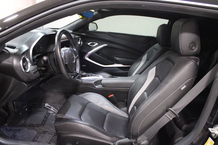Used 2023 Chevrolet Camaro LT image 16