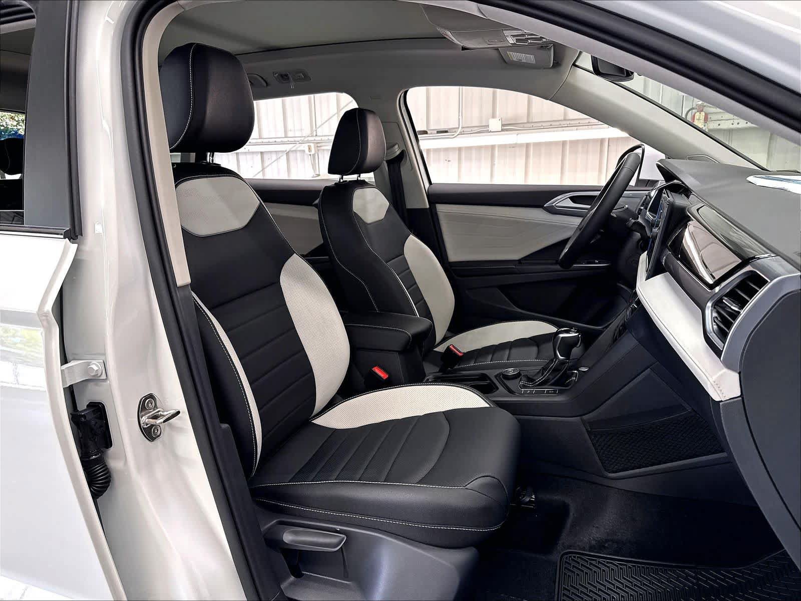 New 2026 Volkswagen Taos SEL AWD/4WD image 10
