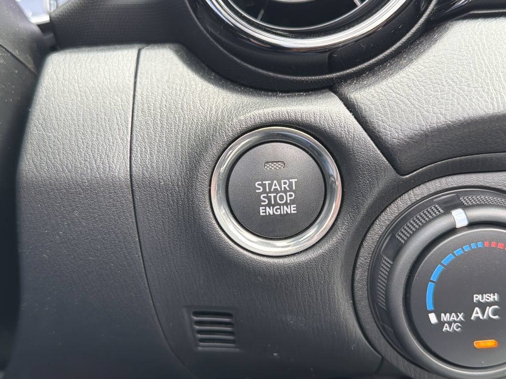 New 2026 MAZDA MX-5 Miata Club w/ Interior Package RWD image 18