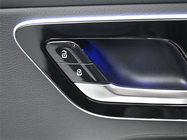 New 2026 Mercedes-Benz GLC 300 image 20