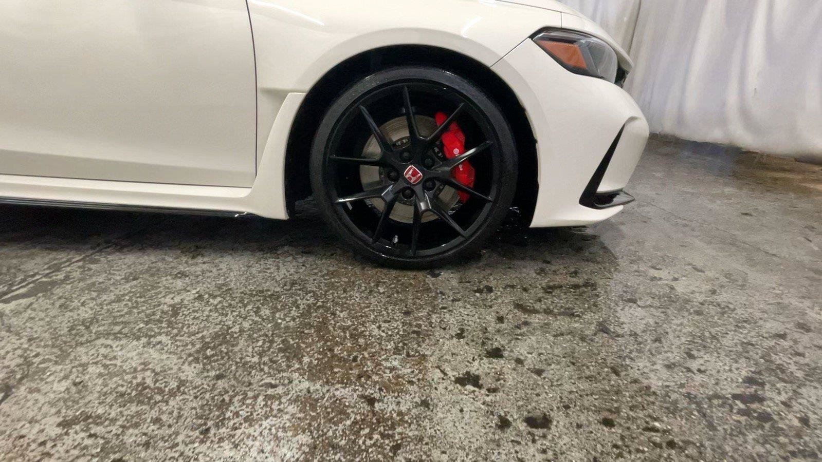 Used 2025 Honda Civic Type R image 18
