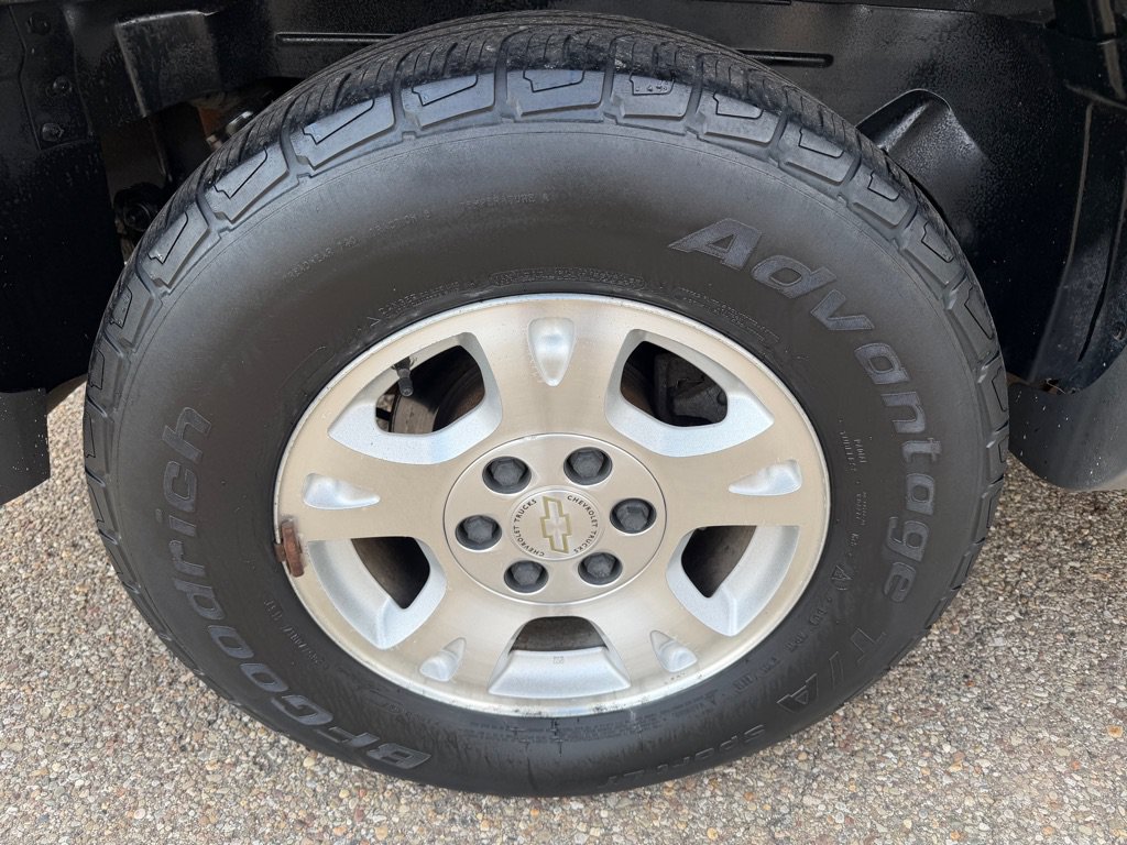 Used 2002 Chevrolet Avalanche 2WD image 18