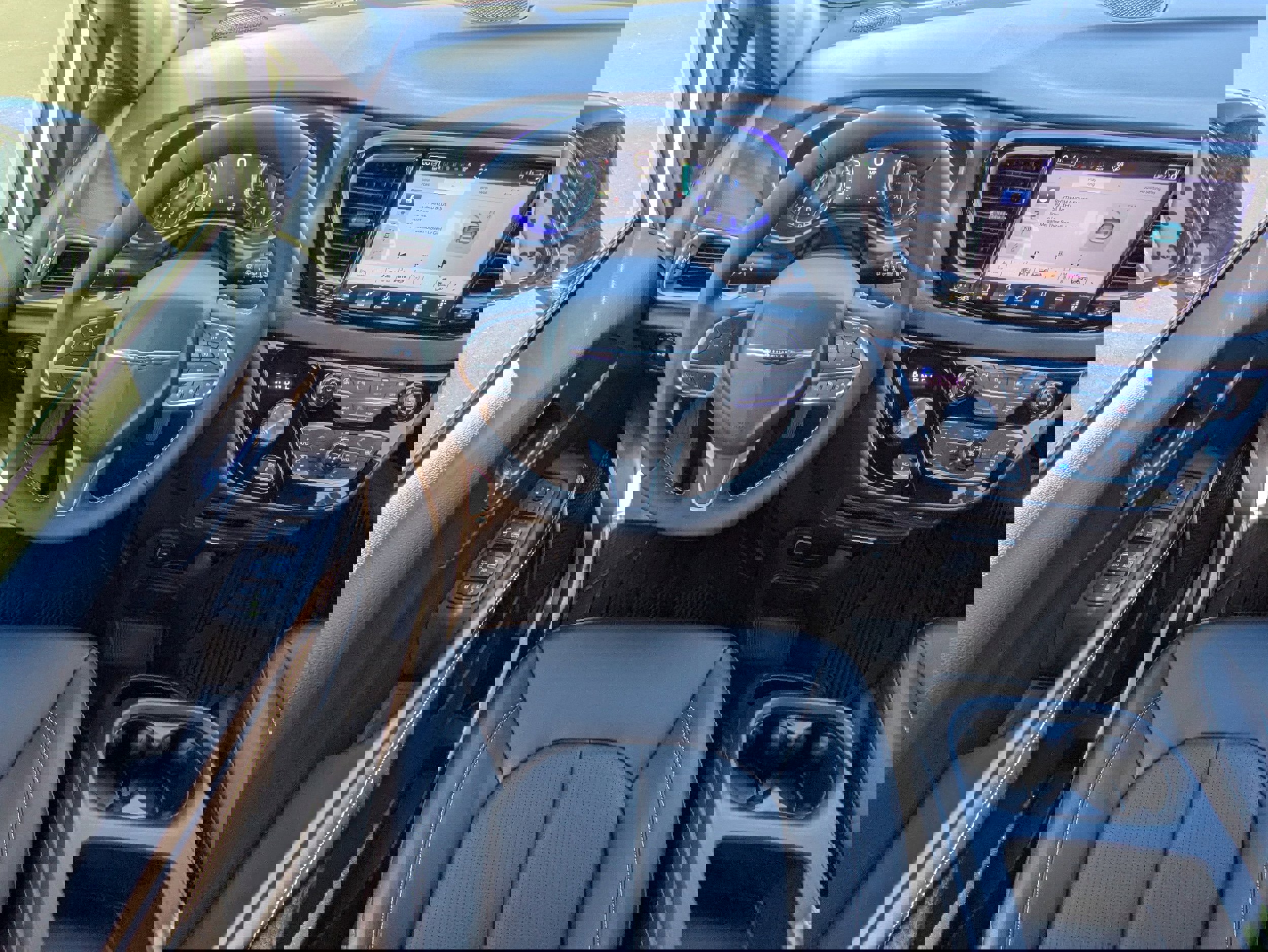 New 2026 Chrysler Voyager LX image 18