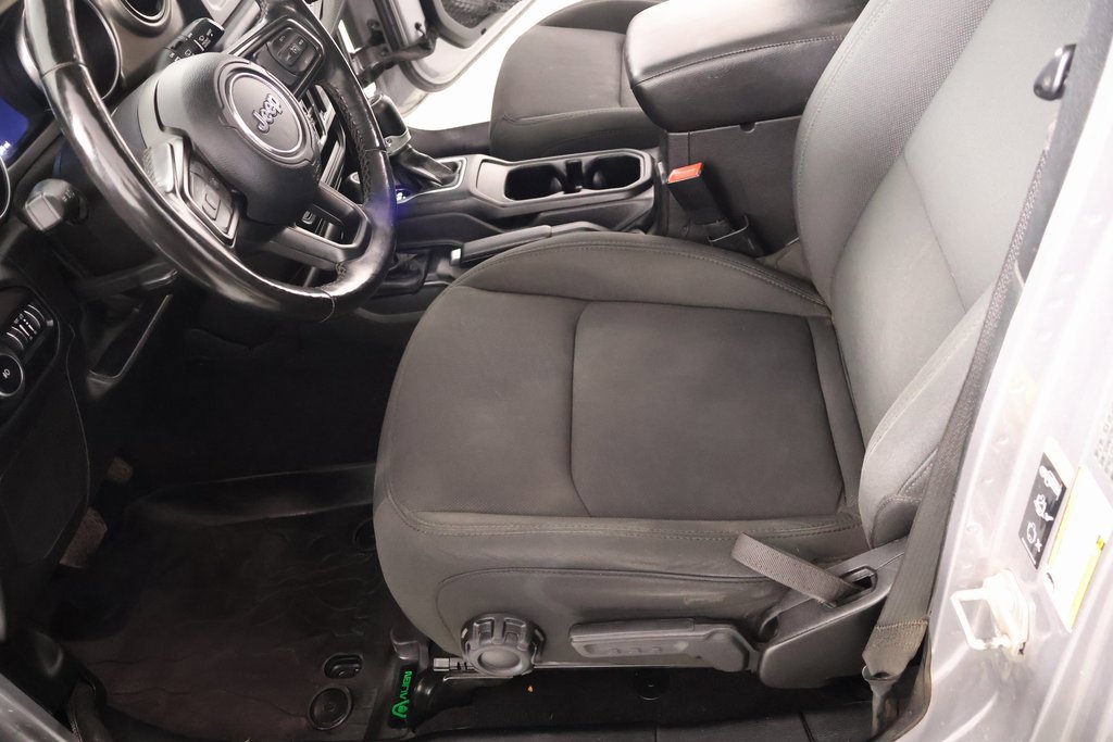 Used 2021 Jeep Wrangler Unlimited Sport image 11