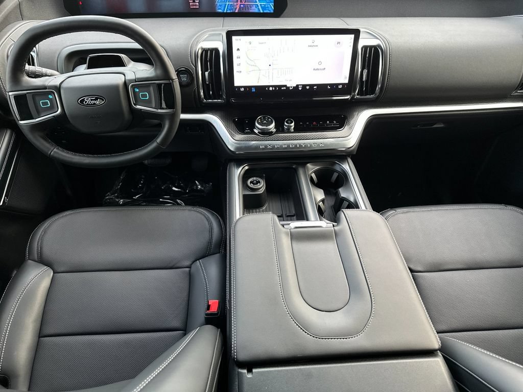 New 2026 Ford Expedition Max Platinum w/ Stealth Appearance Package AWD/4WD image 12