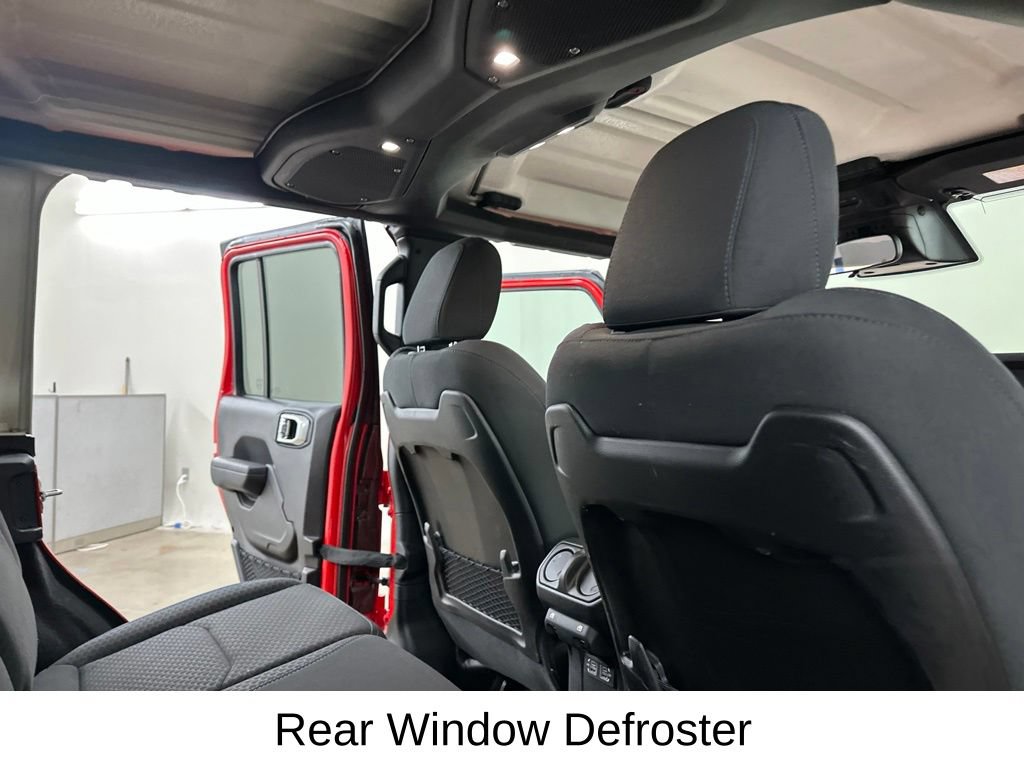 Used 2025 Jeep Wrangler Unlimited Rubicon 4xe w/ Safety Group AWD/4WD image 24
