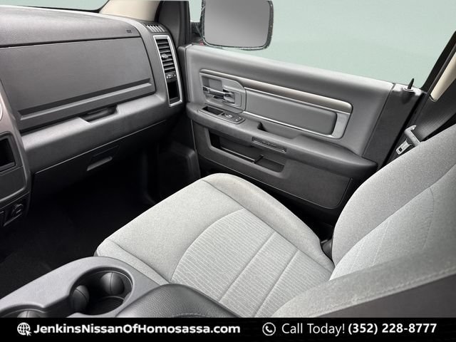 Used 2024 RAM 1500 Classic SLT RWD image 30