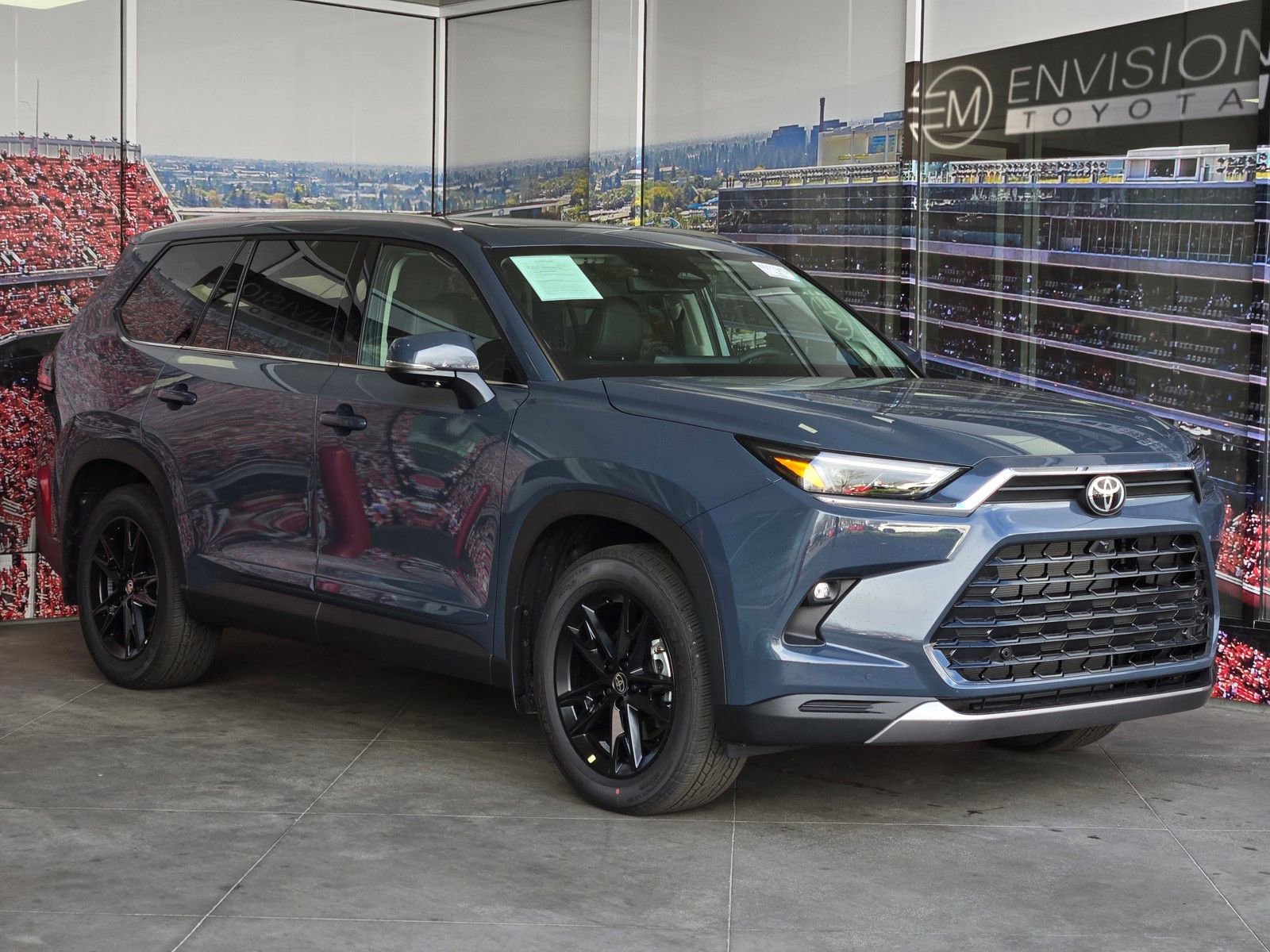 Certified 2026 Toyota Grand Highlander Platinum image 1