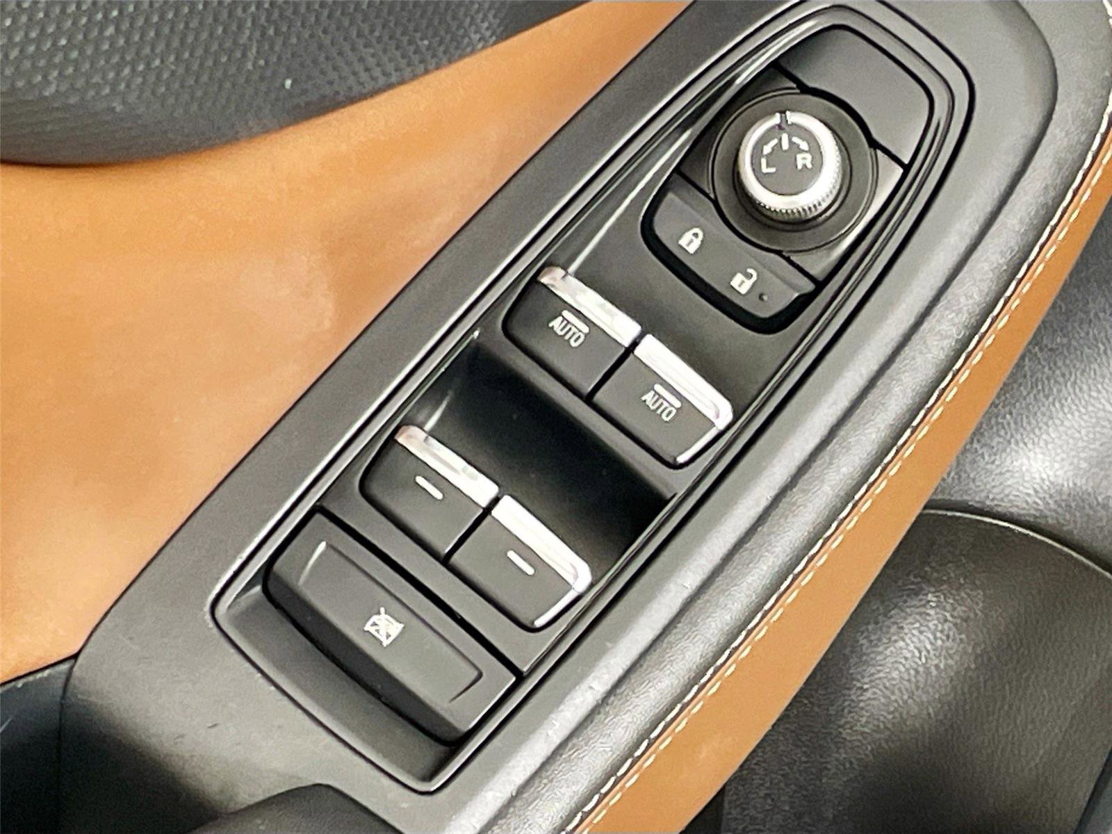 Used 2023 Subaru Forester Touring AWD/4WD image 22