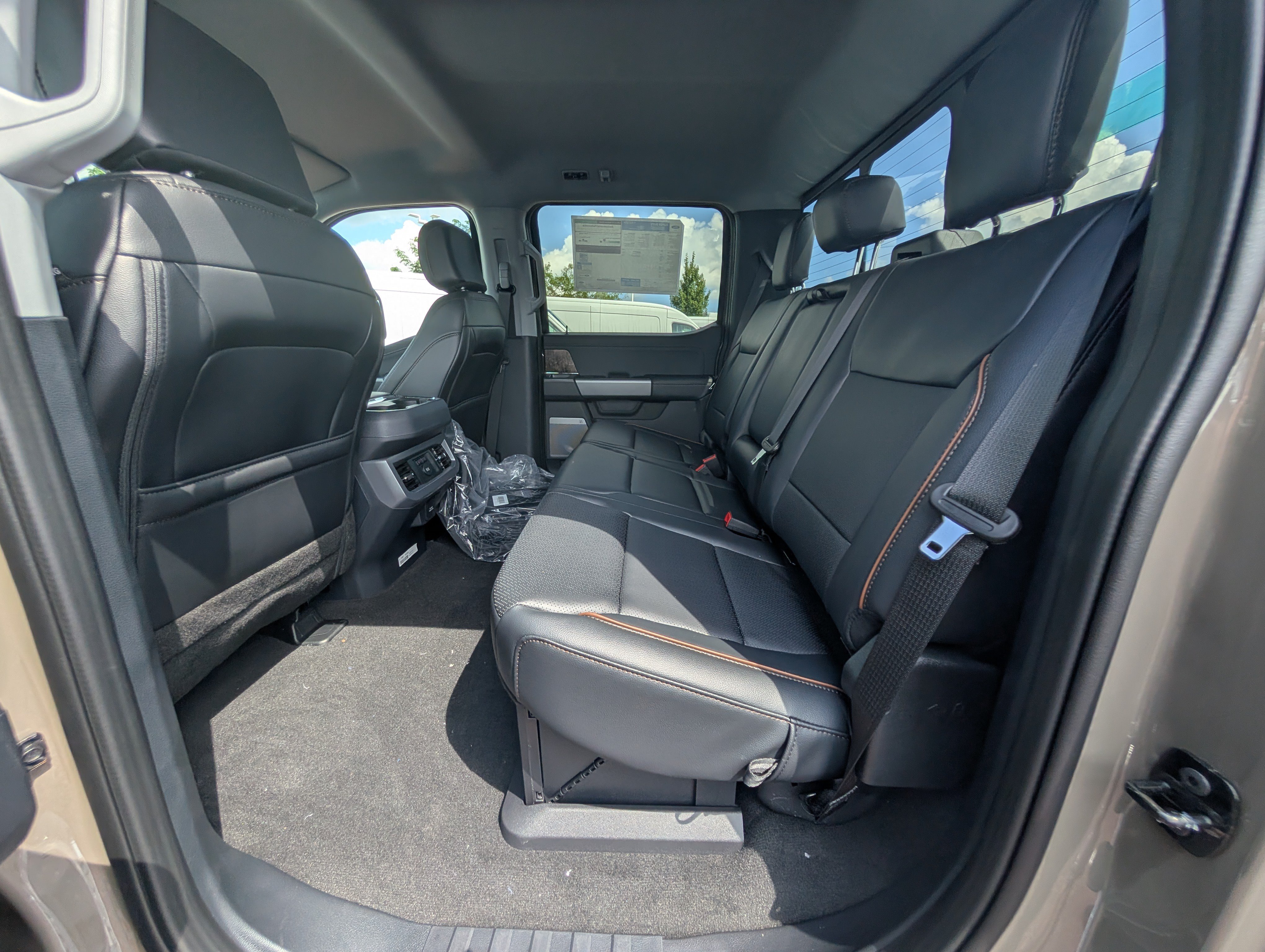 New 2026 Ford F250 Lariat w/ Chrome Package AWD/4WD image 10