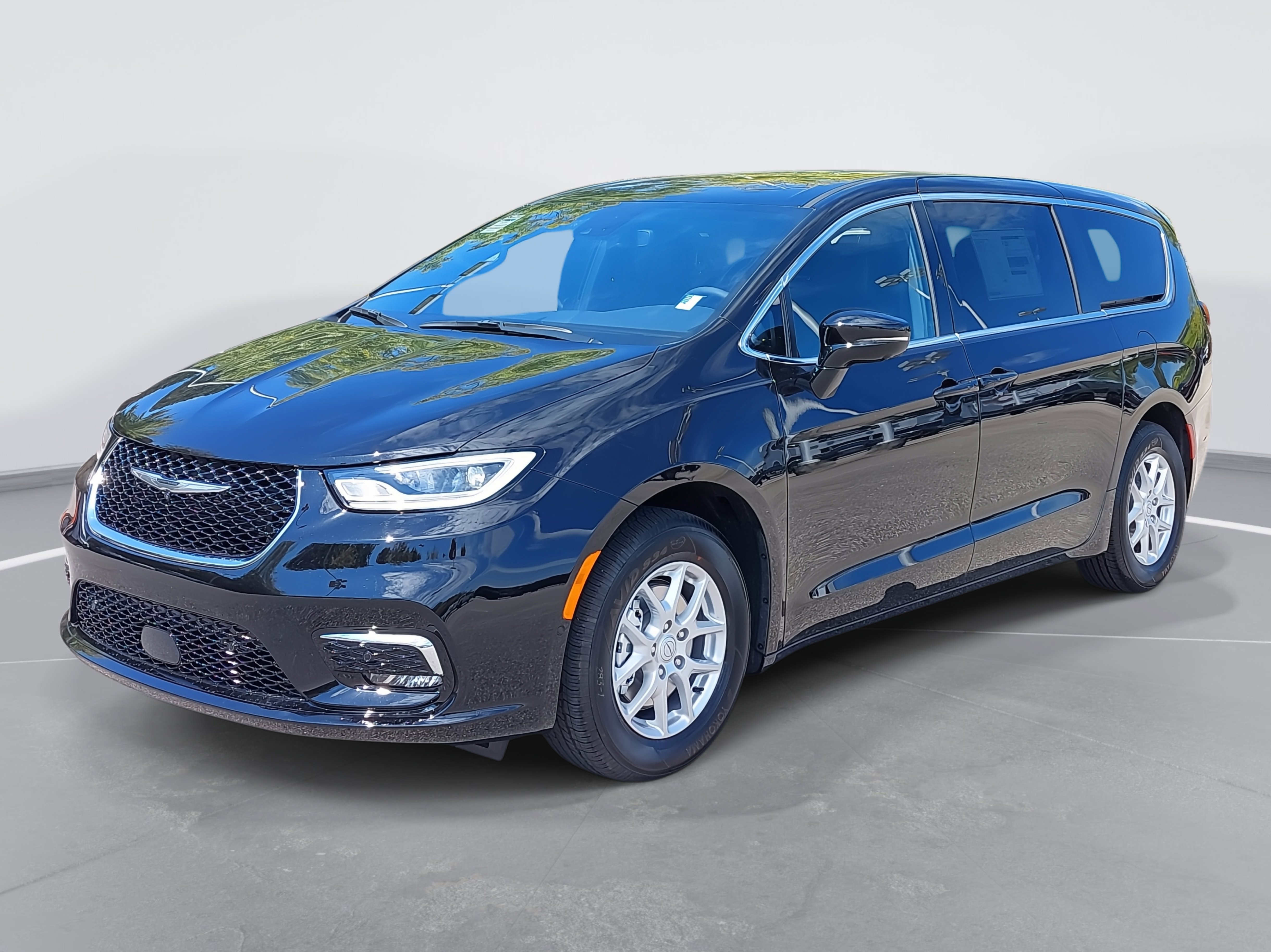 New 2026 Chrysler Pacifica Select