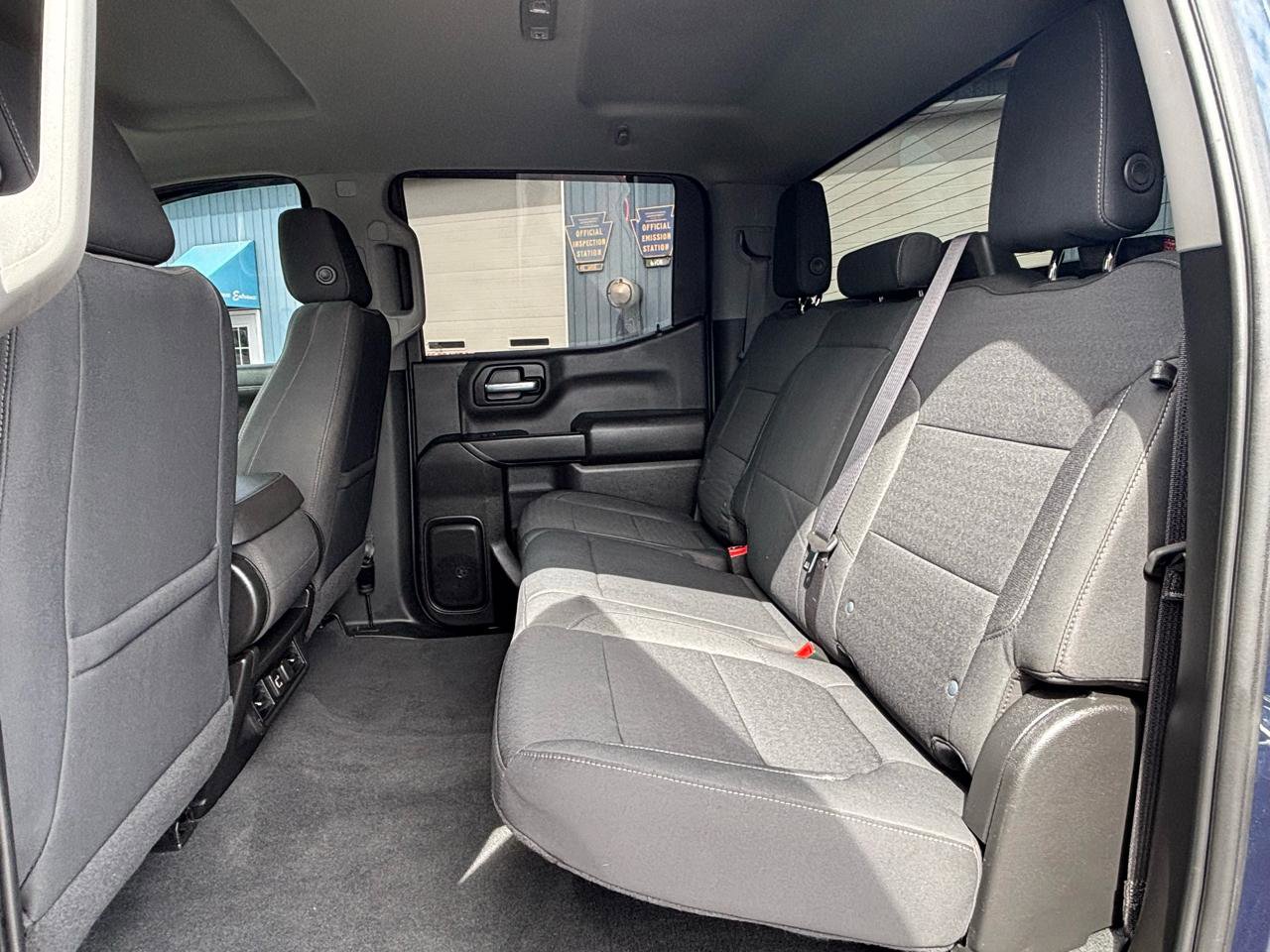 Used 2022 Chevrolet Silverado 1500 LT image 21