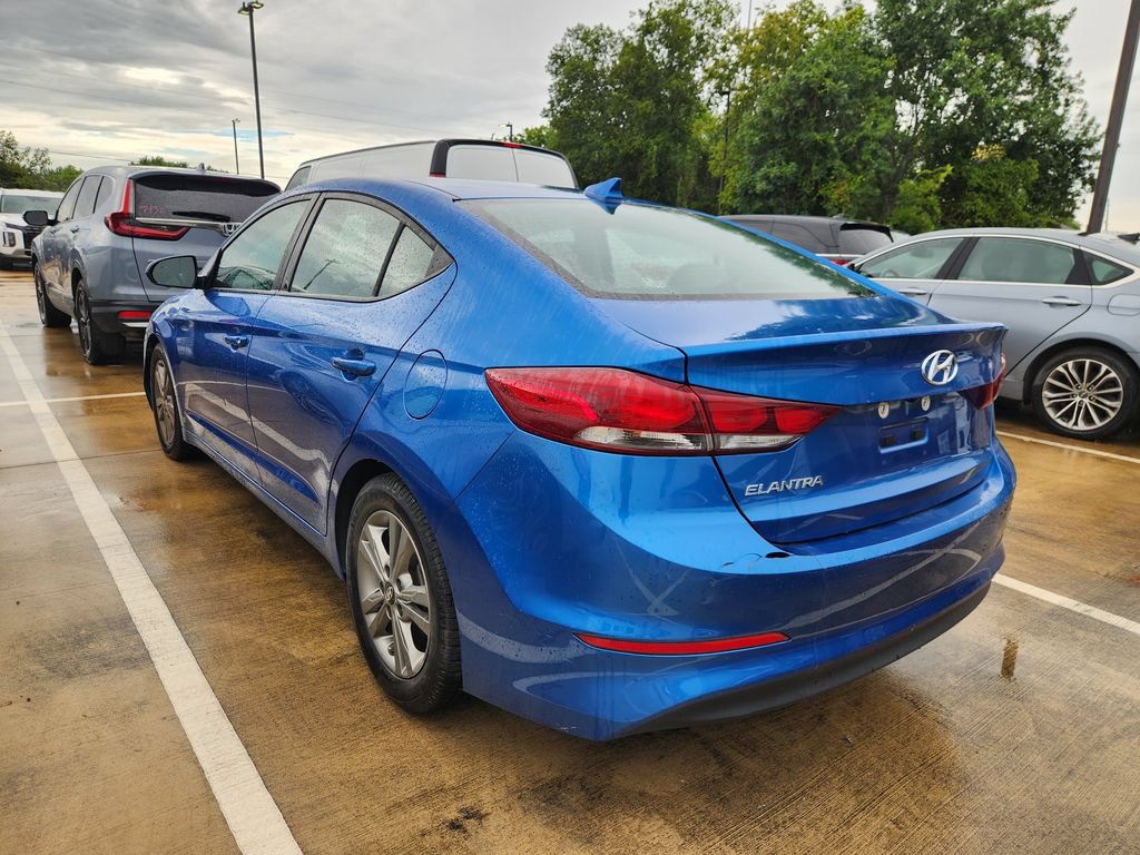 Used 2018 Hyundai Elantra Value Edition FWD image 9