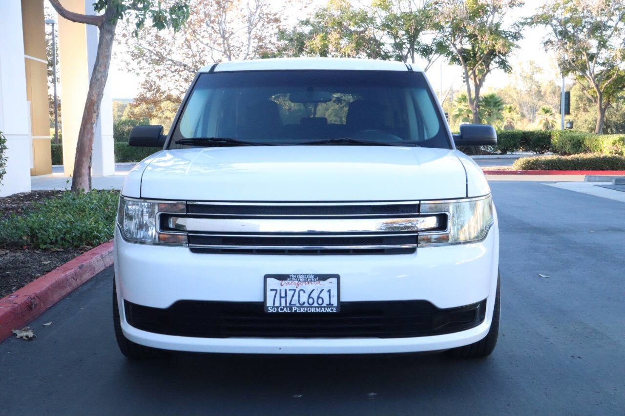 Used 2014 Ford Flex SE image 2