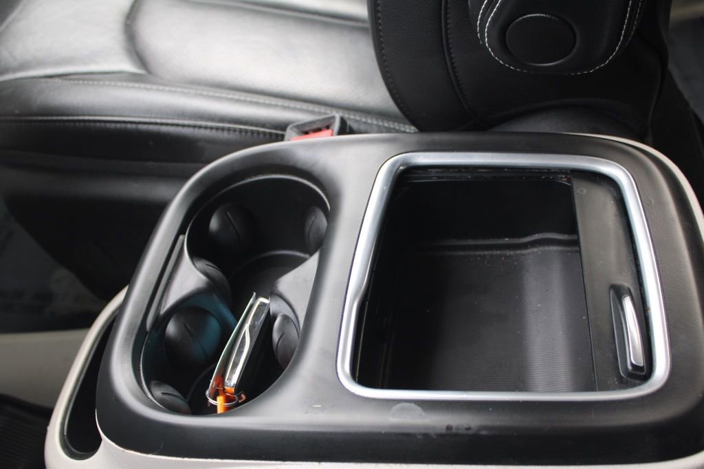 Used 2022 Chrysler Pacifica Touring-L image 42