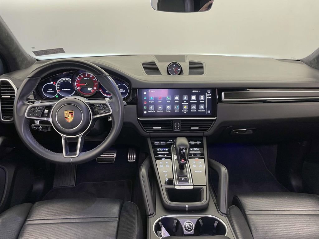 Certified 2023 Porsche Cayenne GTS AWD/4WD image 26