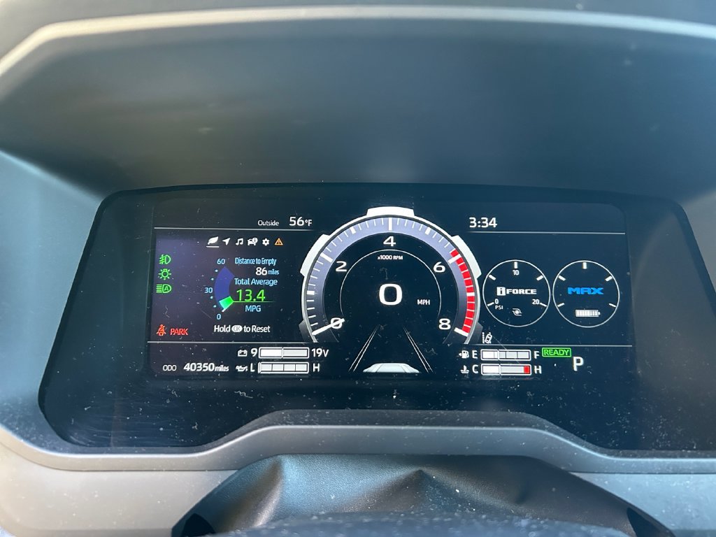 Used 2025 Toyota Sequoia Platinum AWD/4WD image 16