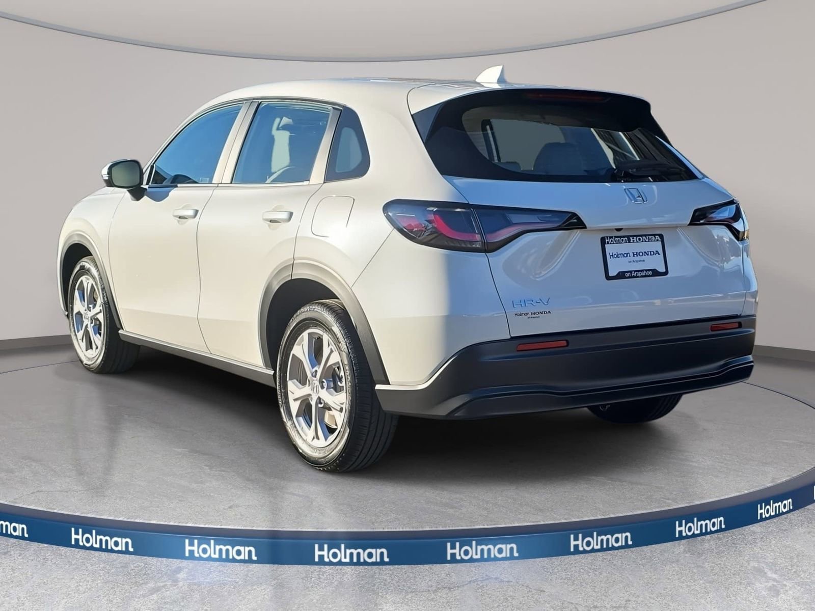Used 2025 Honda HR-V LX image 5