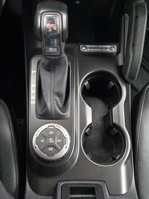 Used 2023 Ford Bronco Everglades image 30