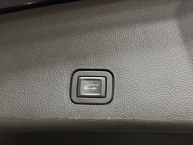 Used 2015 Cadillac SRX Performance w/ Driver Awareness Package FWD image 32