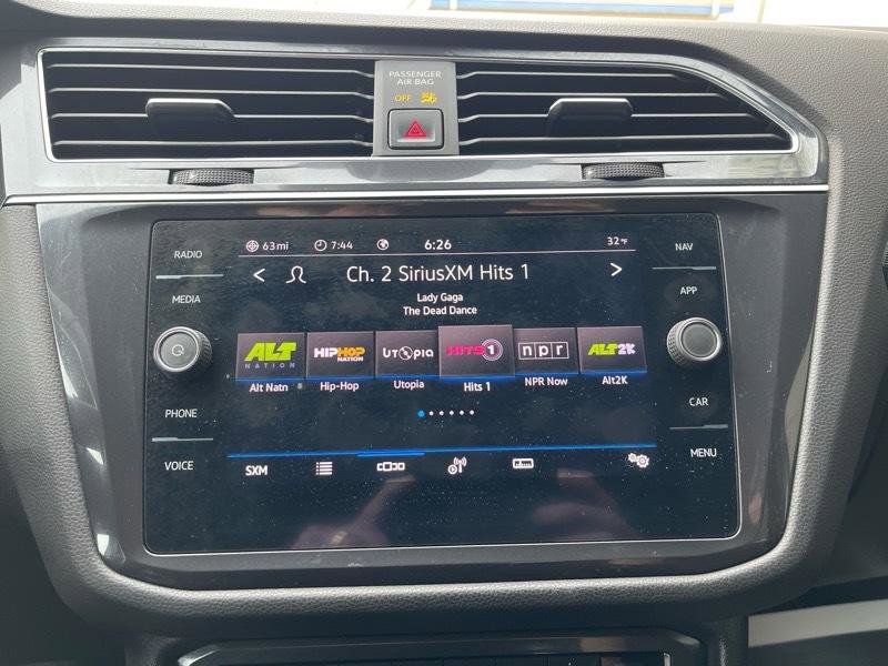 Used 2021 Volkswagen Tiguan SEL Premium R-Line image 30