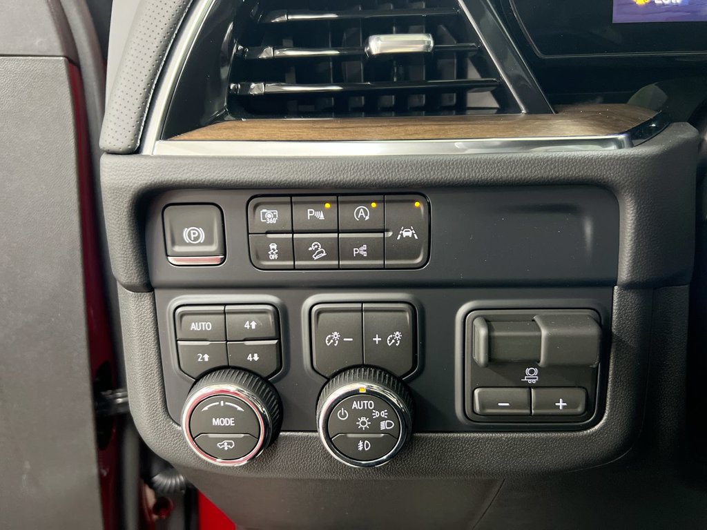 New 2027 Chevrolet Tahoe High Country AWD/4WD image 19