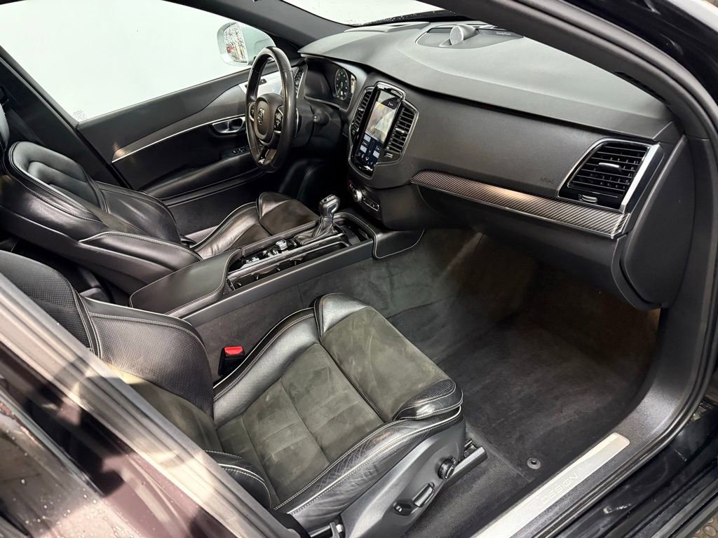 Used 2025 Volvo XC90 B5 Plus w/ Protection Package Premier image 54