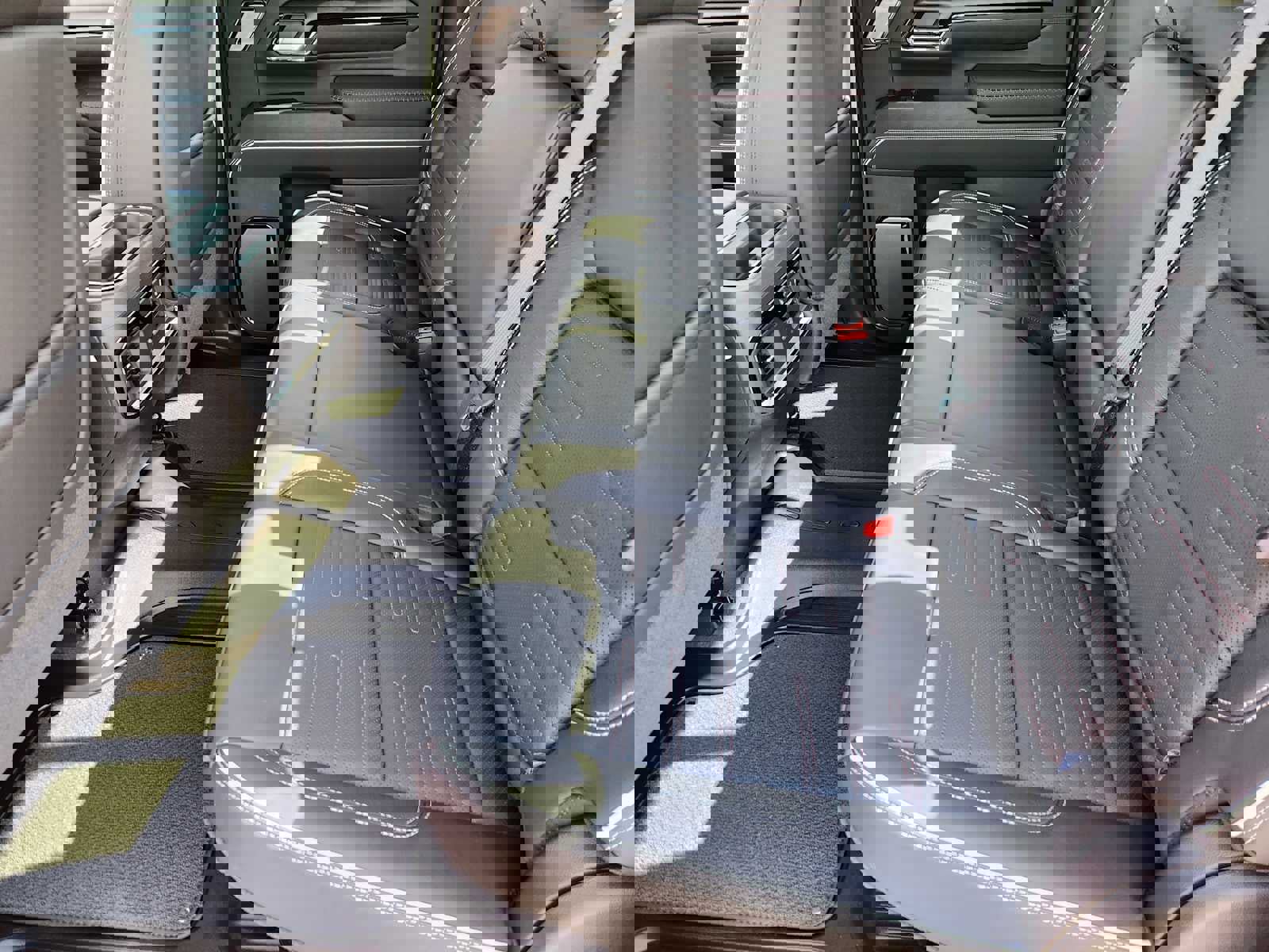 New 2026 GMC Sierra 2500 AT4X image 10