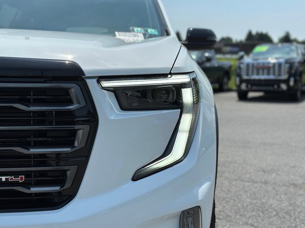 New 2026 GMC Acadia AT4 w/ Luxury Package AWD/4WD image 35