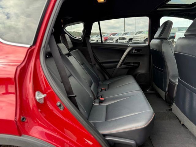 Used 2016 Toyota RAV4 SE image 21