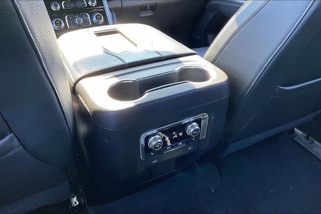 Used 2021 GMC Yukon XL Denali image 10