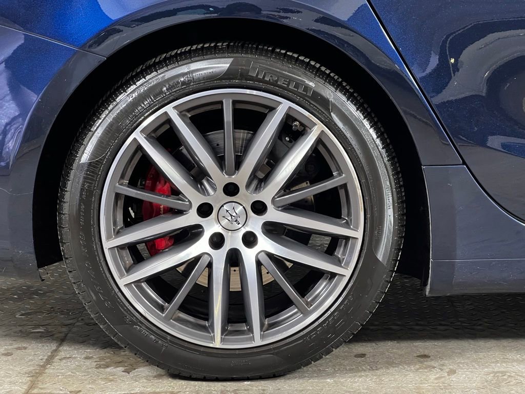 Used 2021 Maserati Ghibli S GranLusso image 12