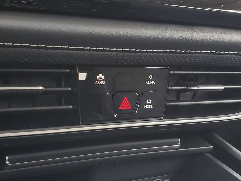 New 2026 Volkswagen Atlas SE image 27