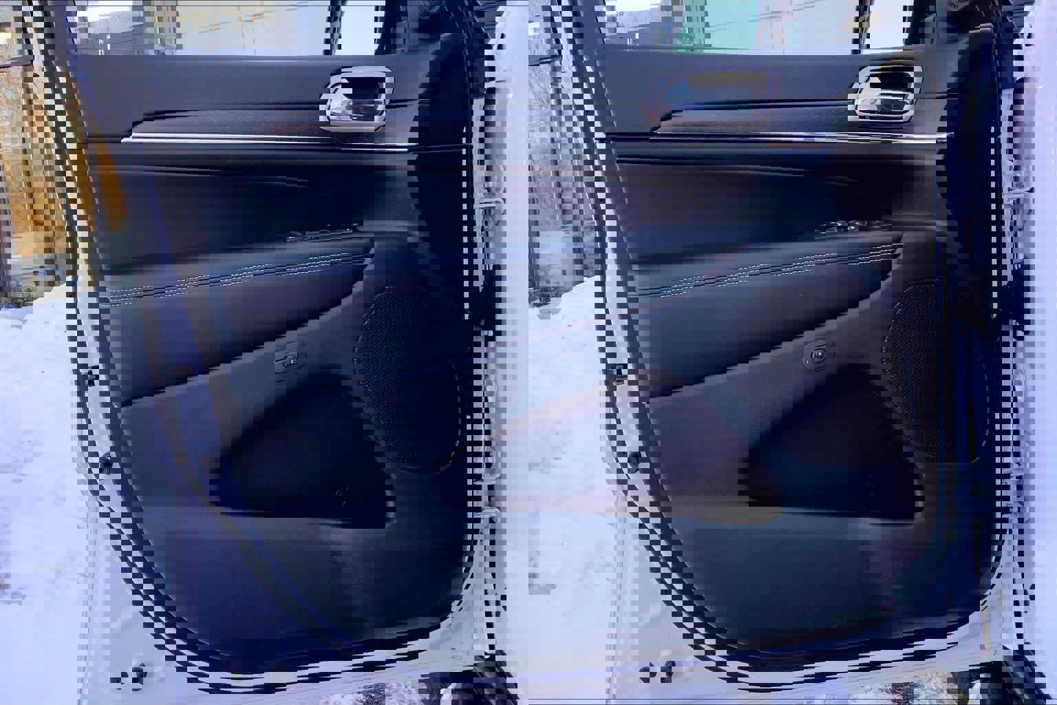 Used 2015 Jeep Grand Cherokee Limited image 22