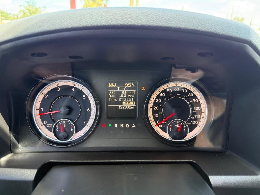 Used 2017 RAM 1500 Classic SLT image 28