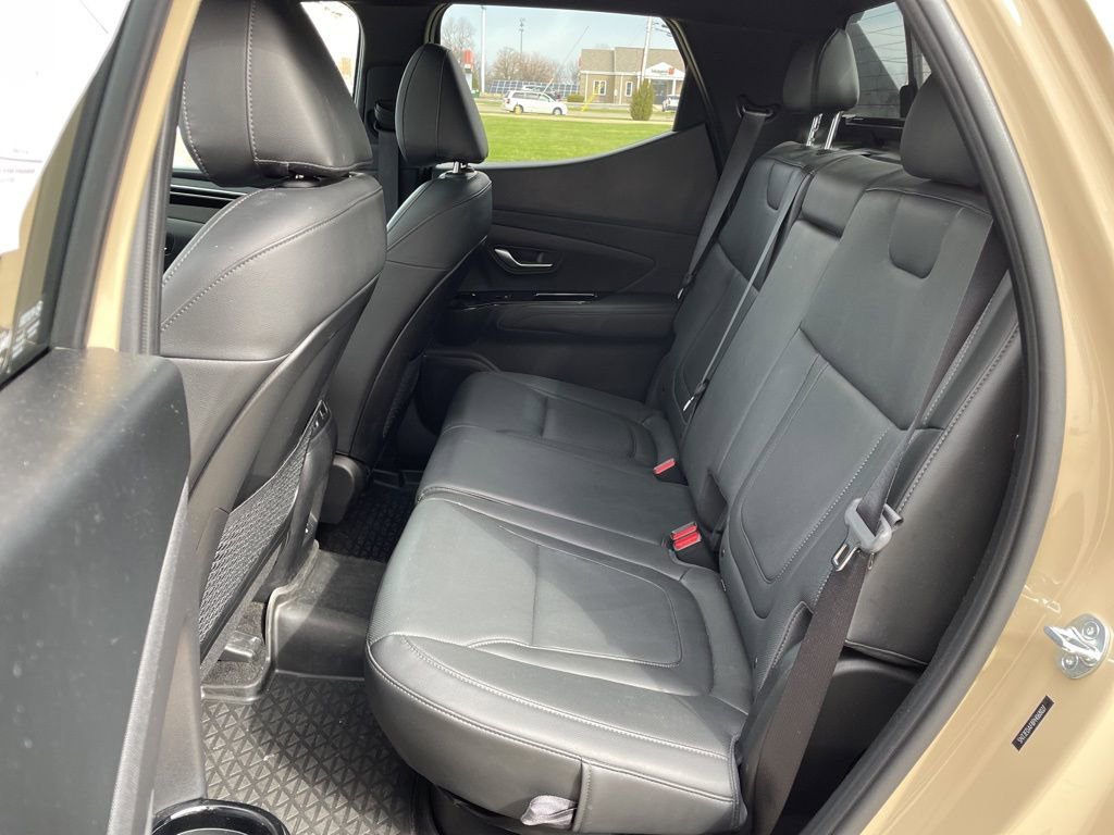 Used 2023 Hyundai Santa Cruz Limited image 11