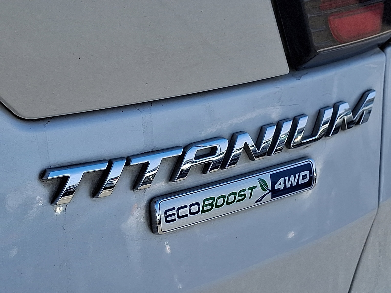 Used 2017 Ford Escape Titanium w/ Equipment Group 301A image 31