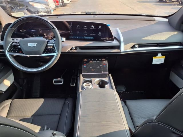 New 2026 Cadillac Vistiq Sport image 18