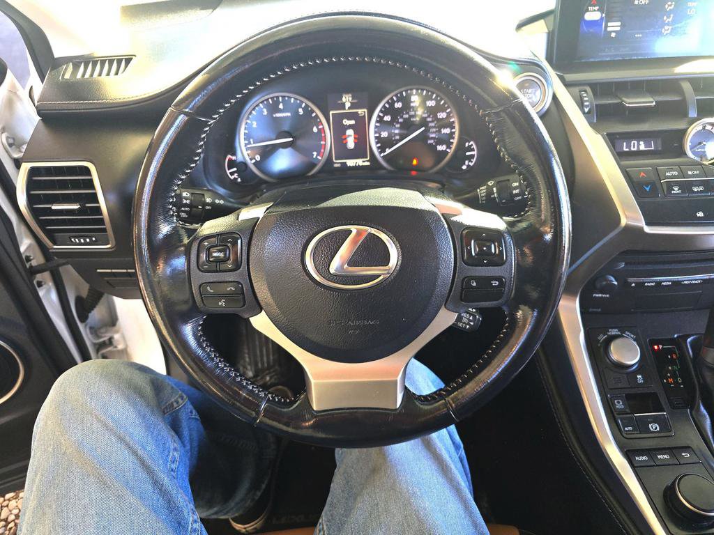 Used 2015 Lexus NX 200t FWD image 19