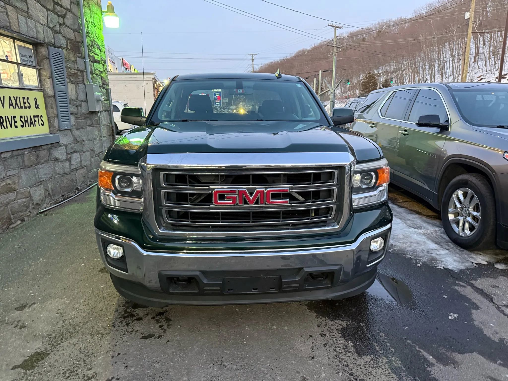 Used 2015 GMC Sierra 1500 SLE w/ SLE Value Package AWD/4WD image 2