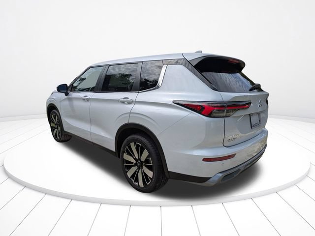 New 2026 Mitsubishi Outlander SE FWD image 6