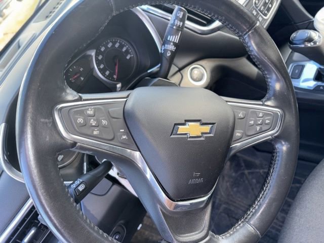 Used 2020 Chevrolet Equinox LT w/ Driver Convenience Package image 12